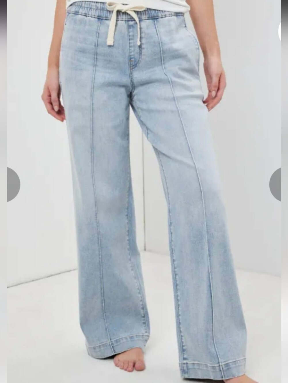 UpWest All Day Wide Leg Pull On Elastic Waist Jeans Light Wash Soft Denim L NWT